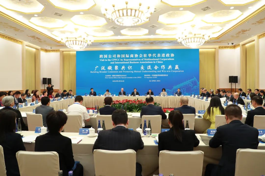 1716880242940428.jpg 640.jpg